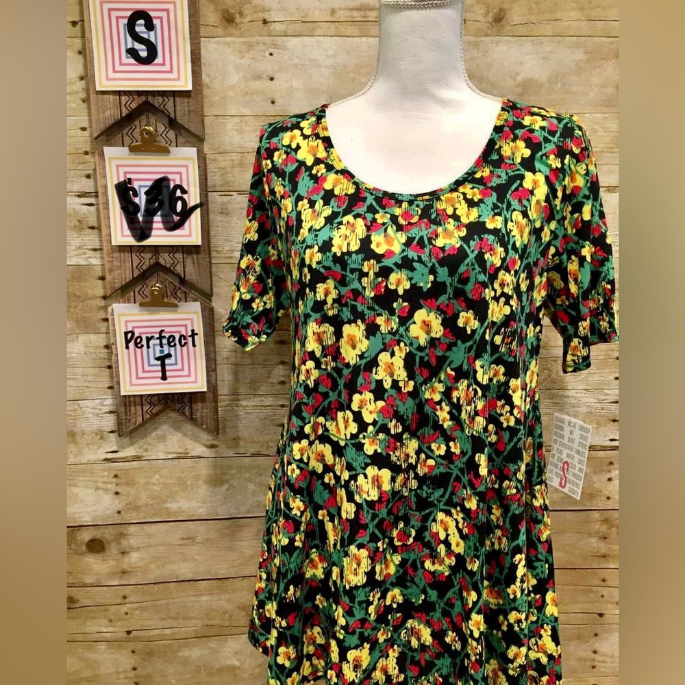 LuLaRoe Perfect Tee